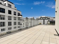 Gemeinschaftsterrasse Stg. 1